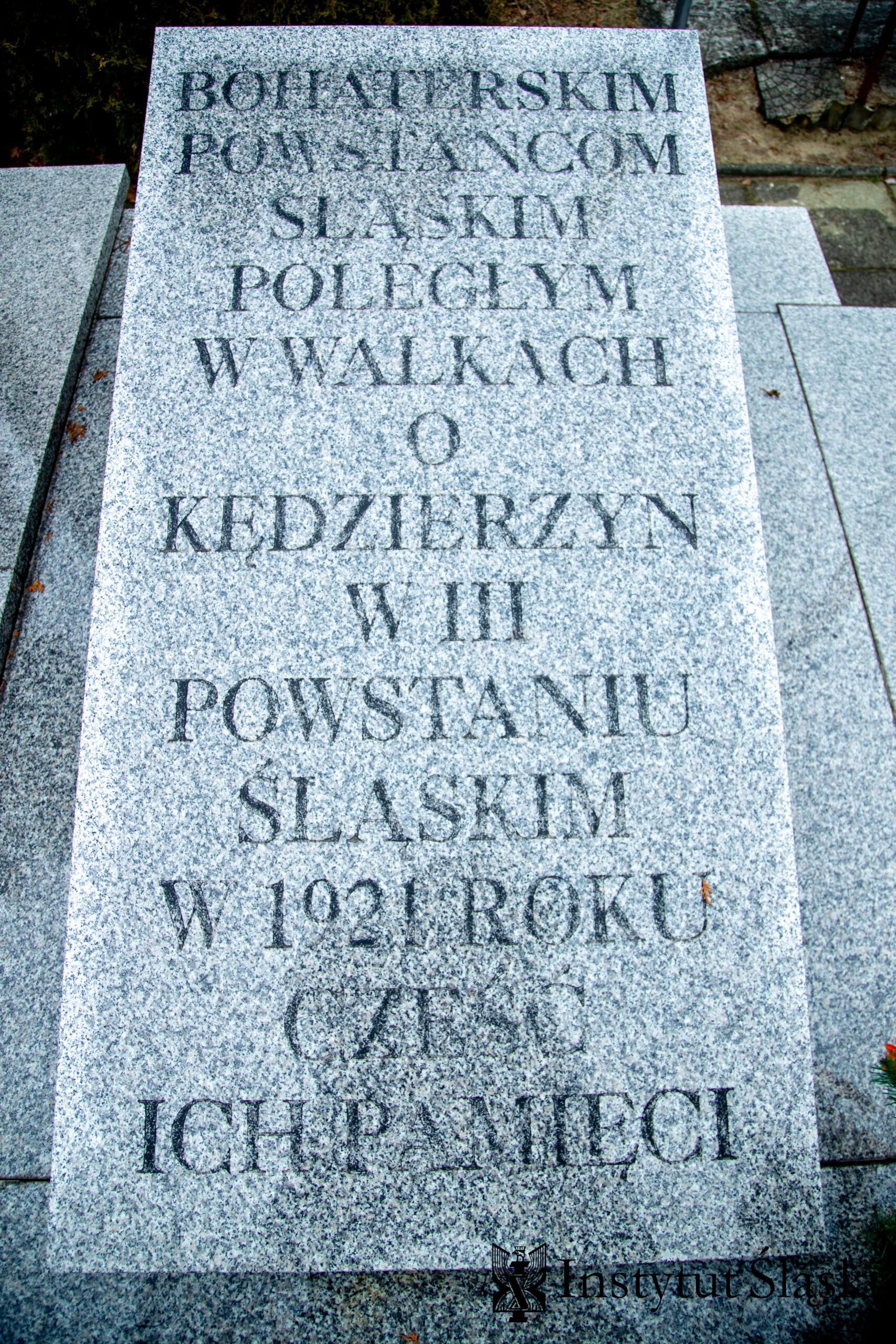 Pomnik Upamiętniający Powstańców Śląskich w Kuźniczkach2